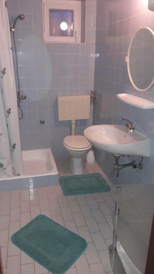 Apartament Apartman Karlo Novi Vinodolski Zewnętrze zdjęcie